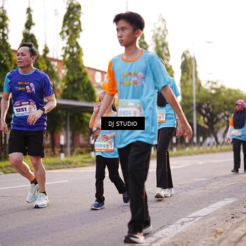 Runner Photo 8371841