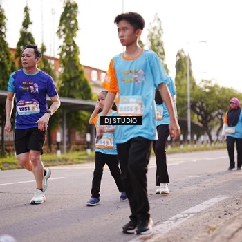Runner Photo 8371842