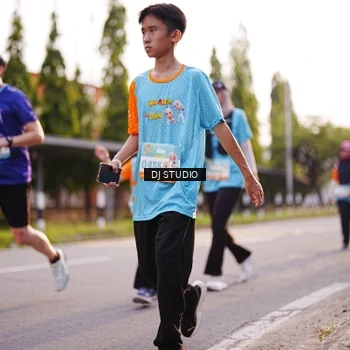 Runner Photo 8371846