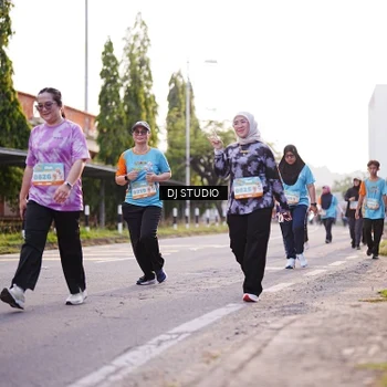 Runner Photo 8371859