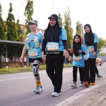 Runner Photo 8371935