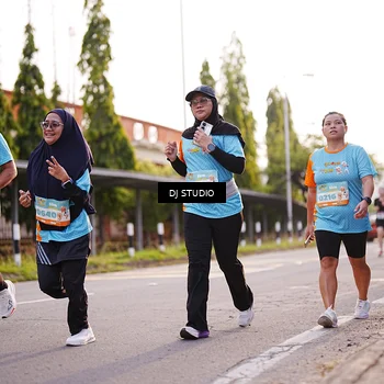 Runner Photo 8371979