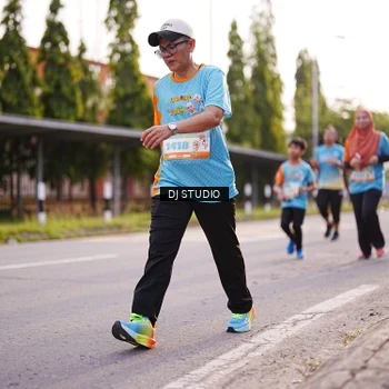 Runner Photo 8372027