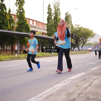 Runner Photo 8372028