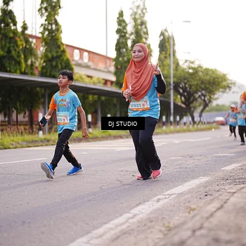 Runner Photo 8372032