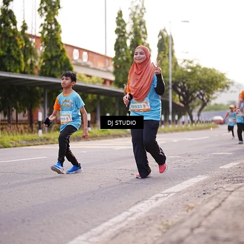 Runner Photo 8372033