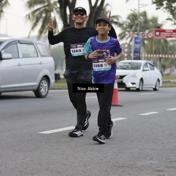 Runner Photo 8372050