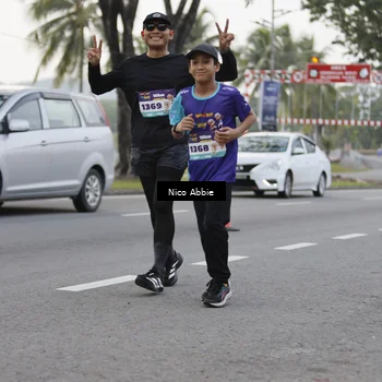 Runner Photo 8372051