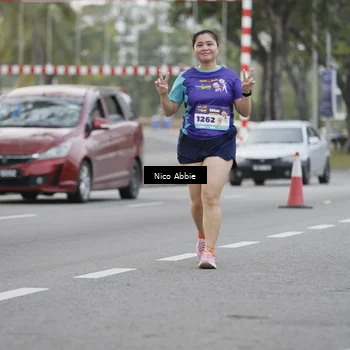 Runner Photo 8372059
