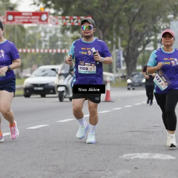 Runner Photo 8372067