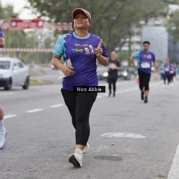 Runner Photo 8372074