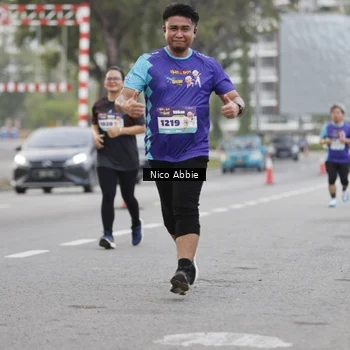 Runner Photo 8372077