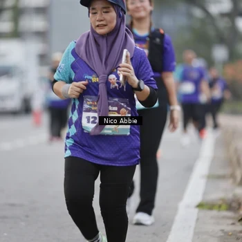 Runner Photo 8372135