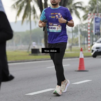 Runner Photo 8372195