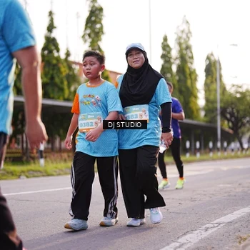 Runner Photo 8372205