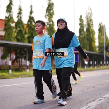 Runner Photo 8372206