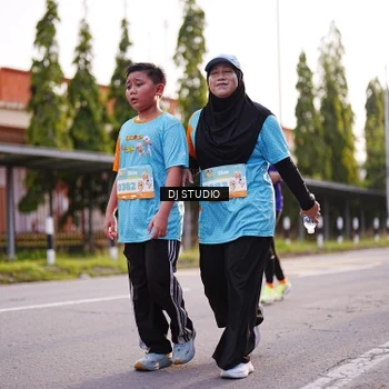 Runner Photo 8372212