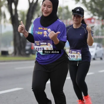 Runner Photo 8372224