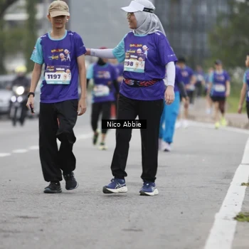 Runner Photo 8372228