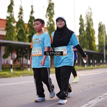 Runner Photo 8372230