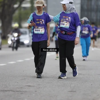 Runner Photo 8372236