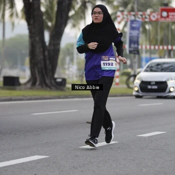 Runner Photo 8372251