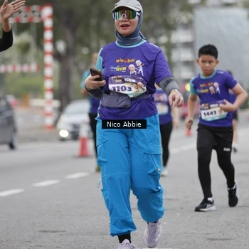 Runner Photo 8372275