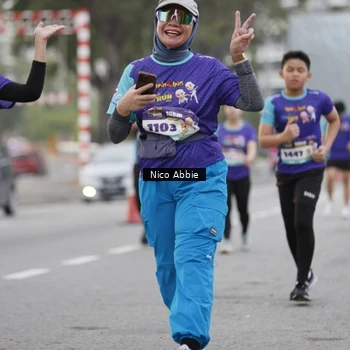 Runner Photo 8372284
