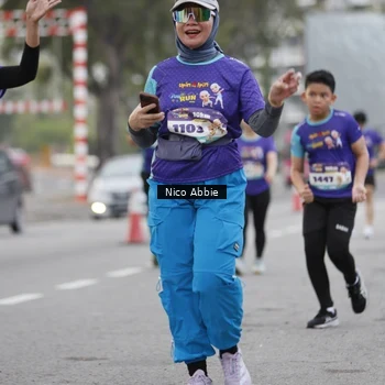 Runner Photo 8372292