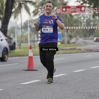 Runner Photo 8372297