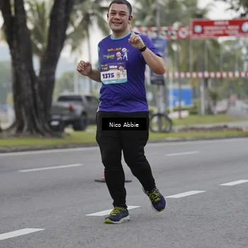 Runner Photo 8372304