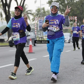 Runner Photo 8372310