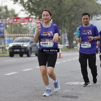 Runner Photo 8372339