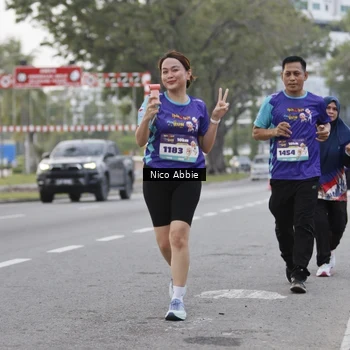 Runner Photo 8372340