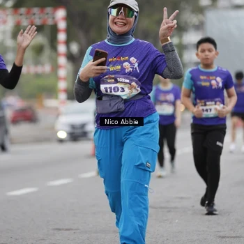 Runner Photo 8372342