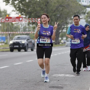 Runner Photo 8372347