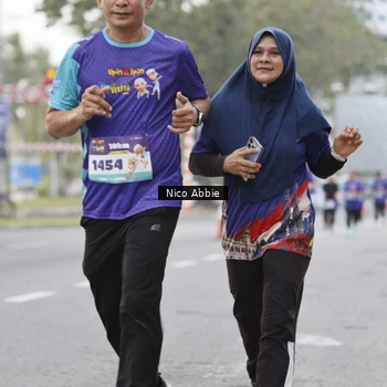 Runner Photo 8372351