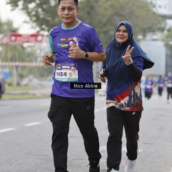 Runner Photo 8372352