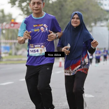 Runner Photo 8372355