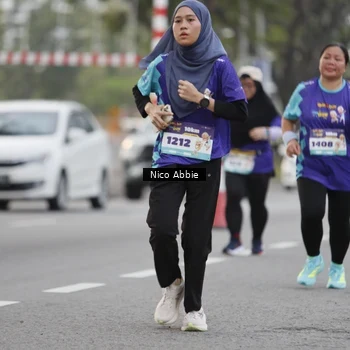Runner Photo 8372362