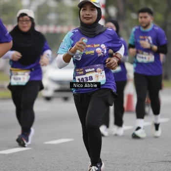 Runner Photo 8372394