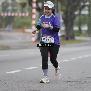 Runner Photo 8372402