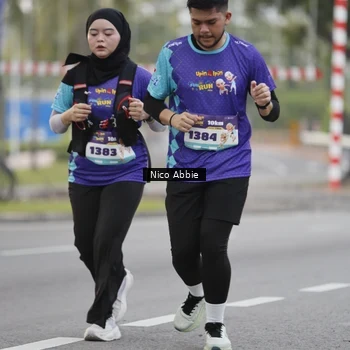 Runner Photo 8372403