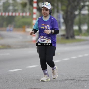 Runner Photo 8372404