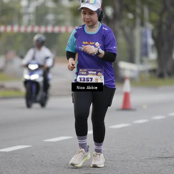 Runner Photo 8372414