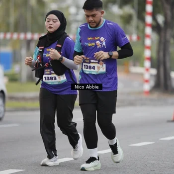 Runner Photo 8372452