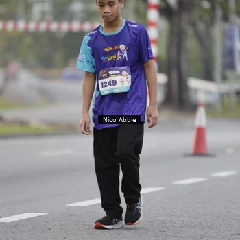 Runner Photo 8372457