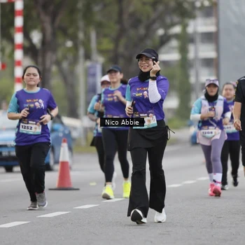 Runner Photo 8372499