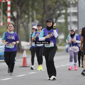 Runner Photo 8372500