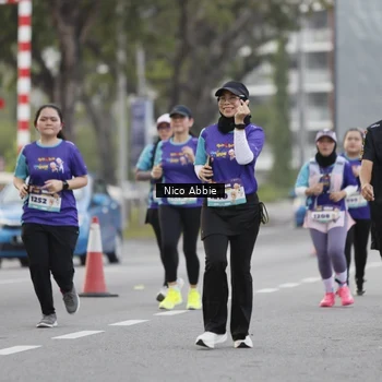 Runner Photo 8372502